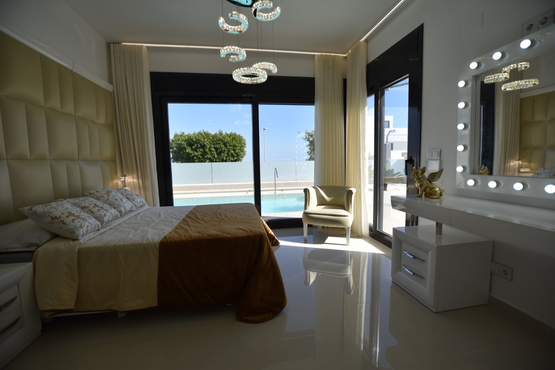 Sale - Villa - San Miguel de Salinas