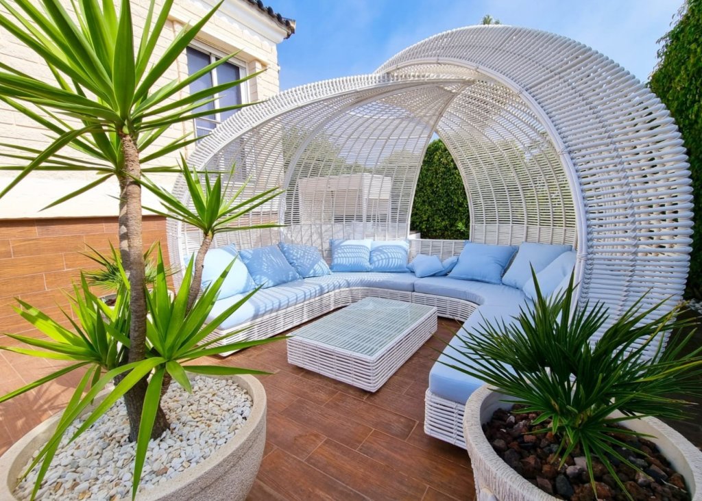 Sale - Villa - Torrevieja - La Mata