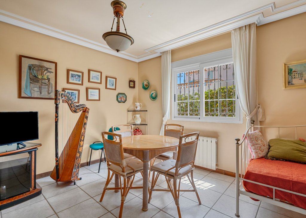 Sale - Villa - Torrevieja - La Mata