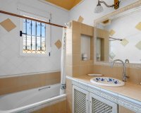 Sale - Villa - Torrevieja - La Mata