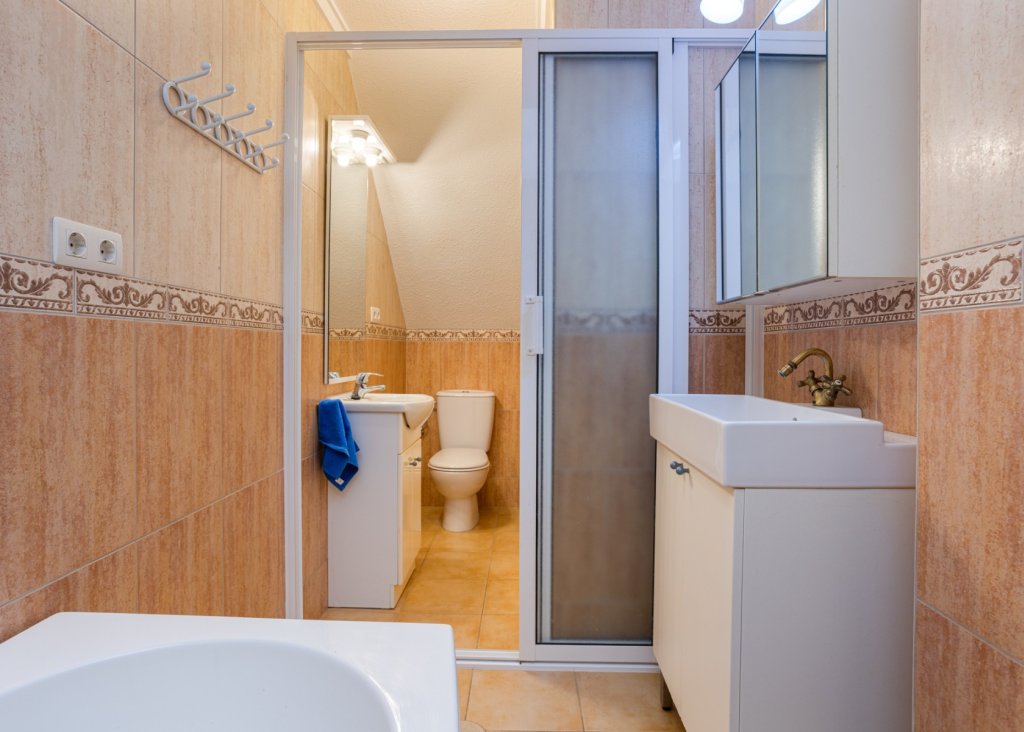 Sale - Villa - Torrevieja - La Siesta