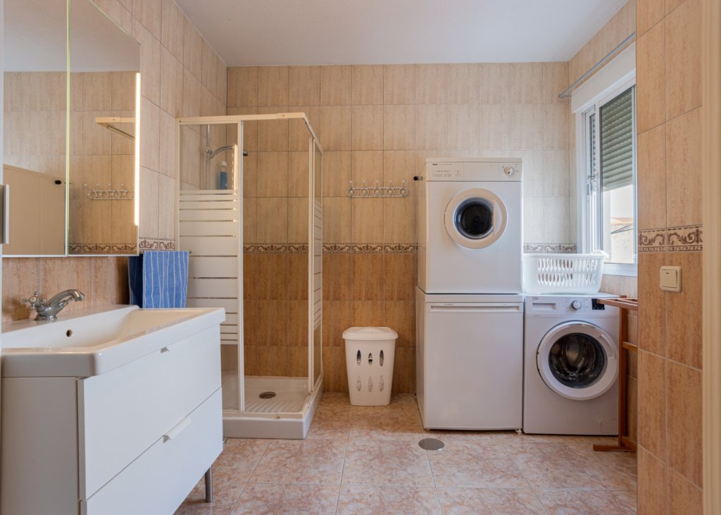 Sale - Villa - Torrevieja - La Siesta