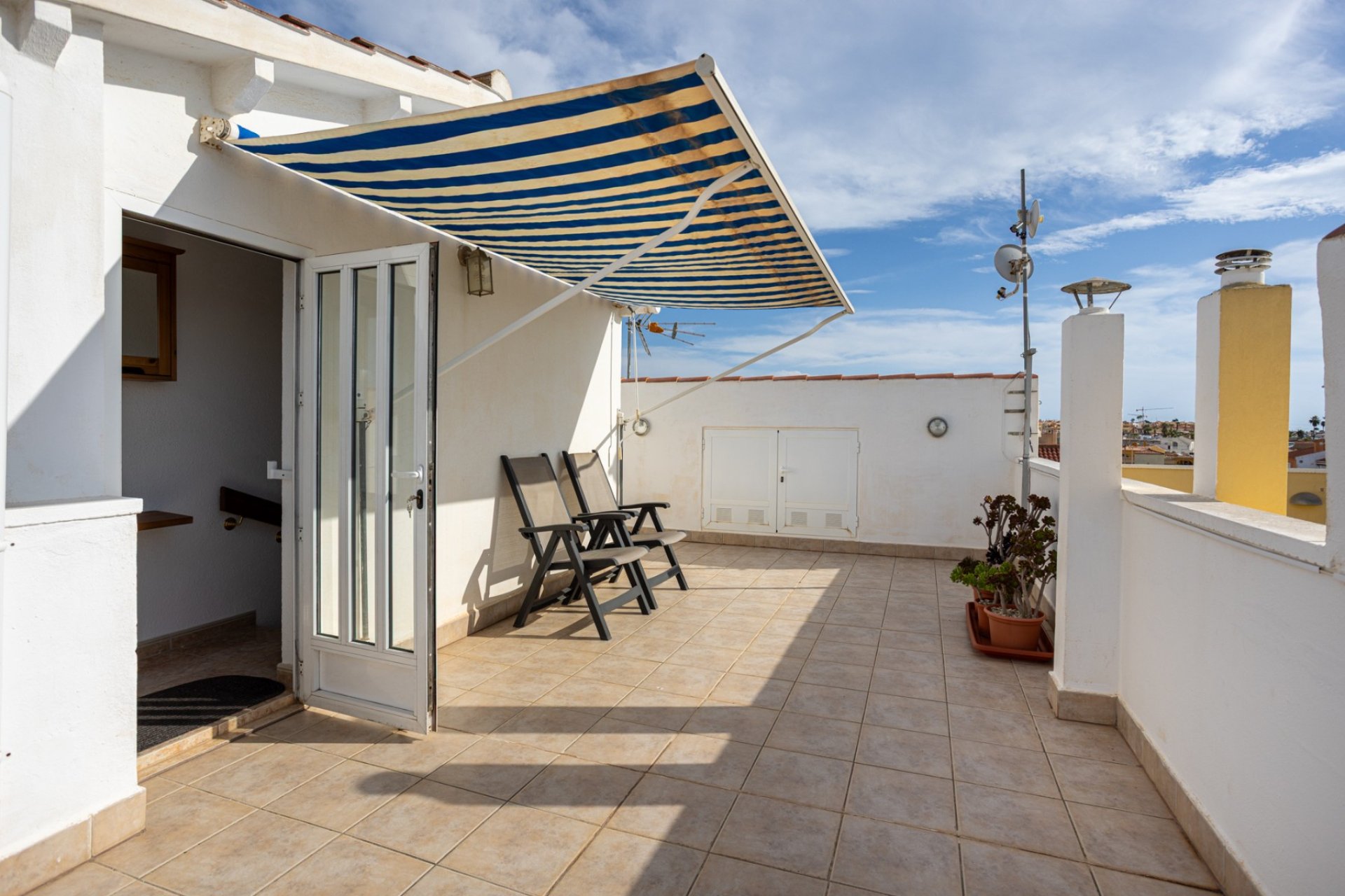 Sale - Villa - Torrevieja - La Siesta