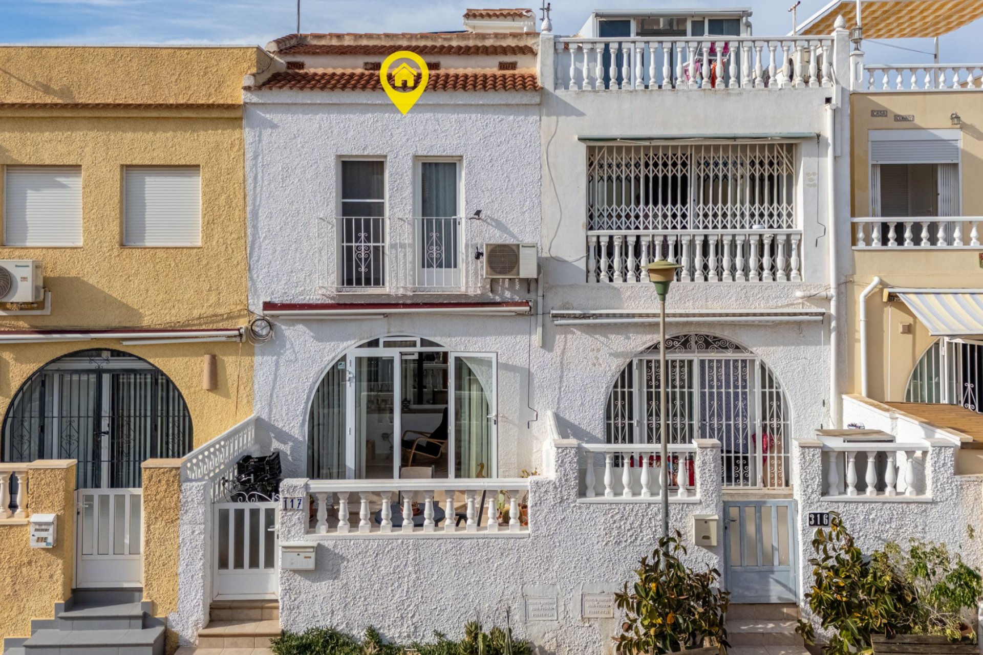 Sale - Villa - Torrevieja - La Siesta