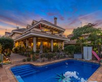 Sale - Villa - Torrevieja - La Veleta