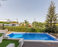 Sale - Villa - Torrevieja - Los Balcones