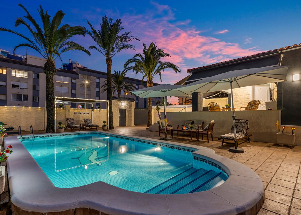 Sale - Villa - Torrevieja - Rocio del Mar