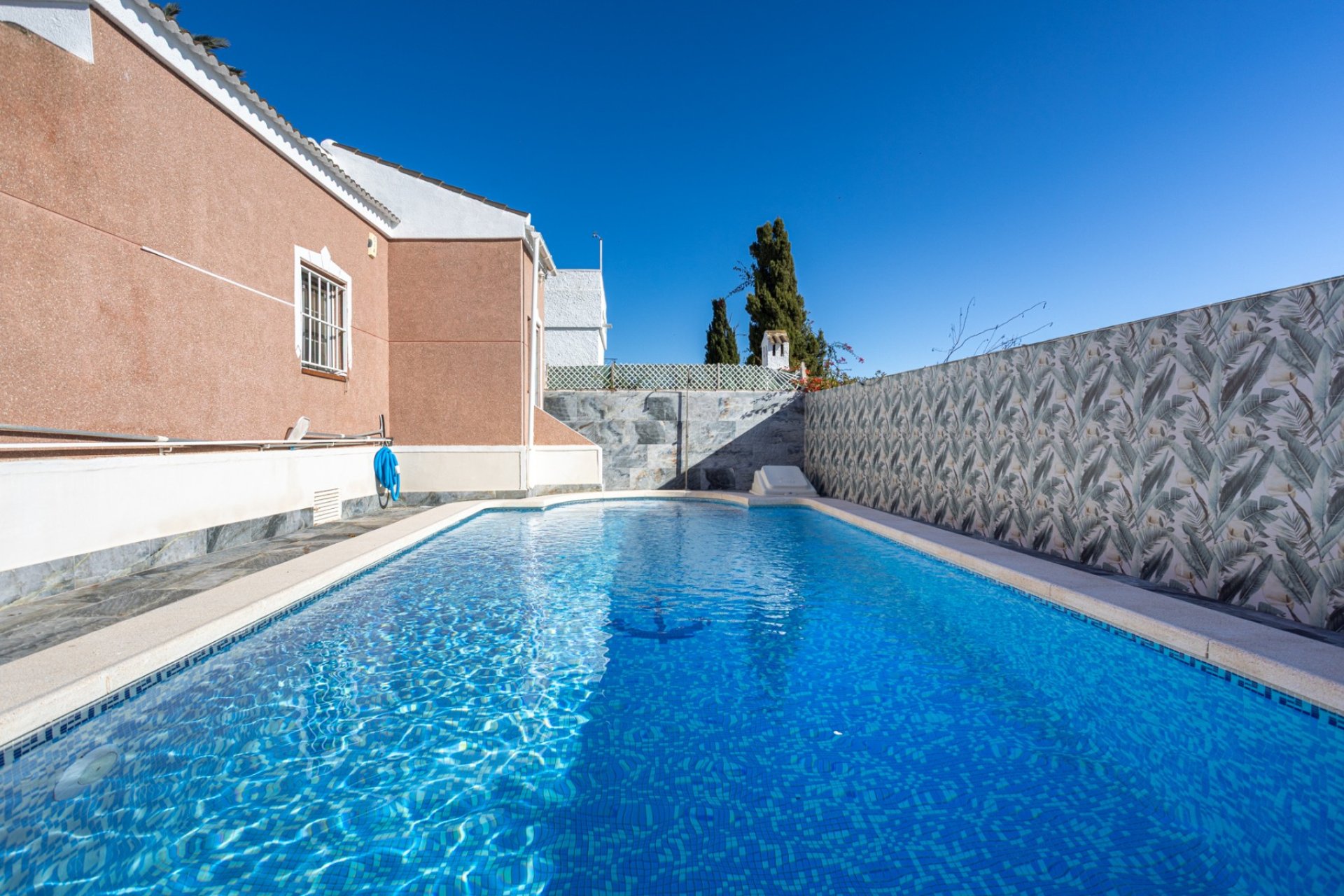 Sale - Villa - Torrevieja - Urbanización San Luis