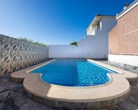 Sale - Villa - Torrevieja - Urbanización San Luis