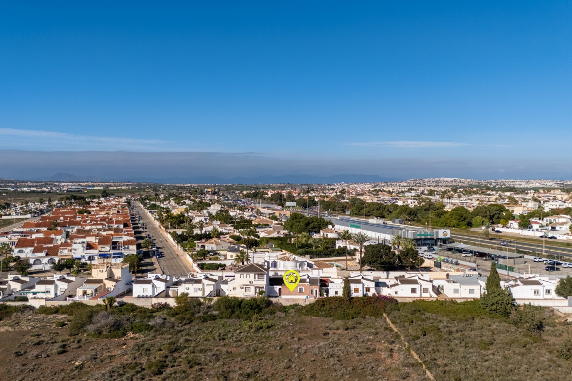 Sale - Villa - Torrevieja - Urbanización San Luis