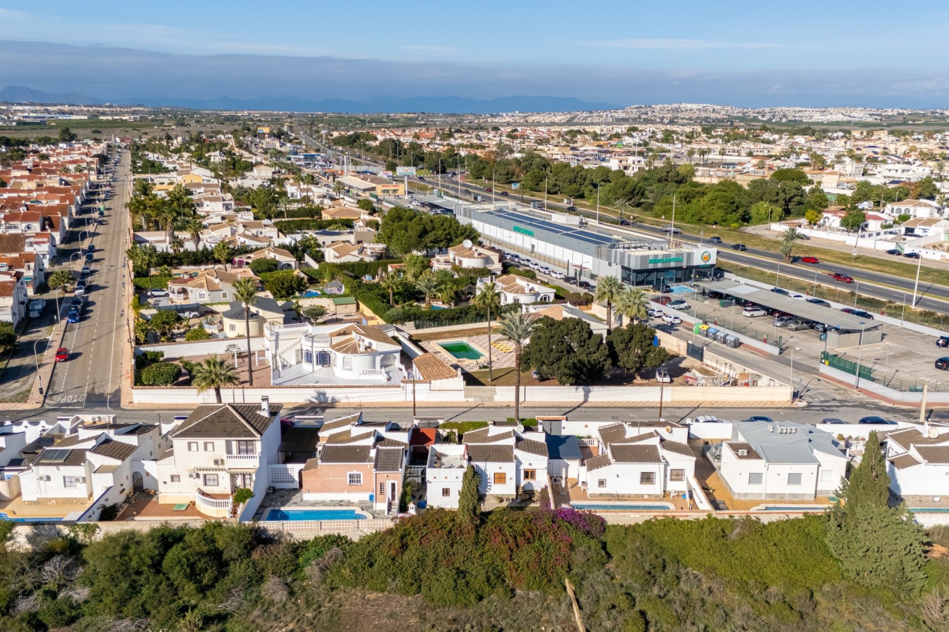 Sale - Villa - Torrevieja - Urbanización San Luis