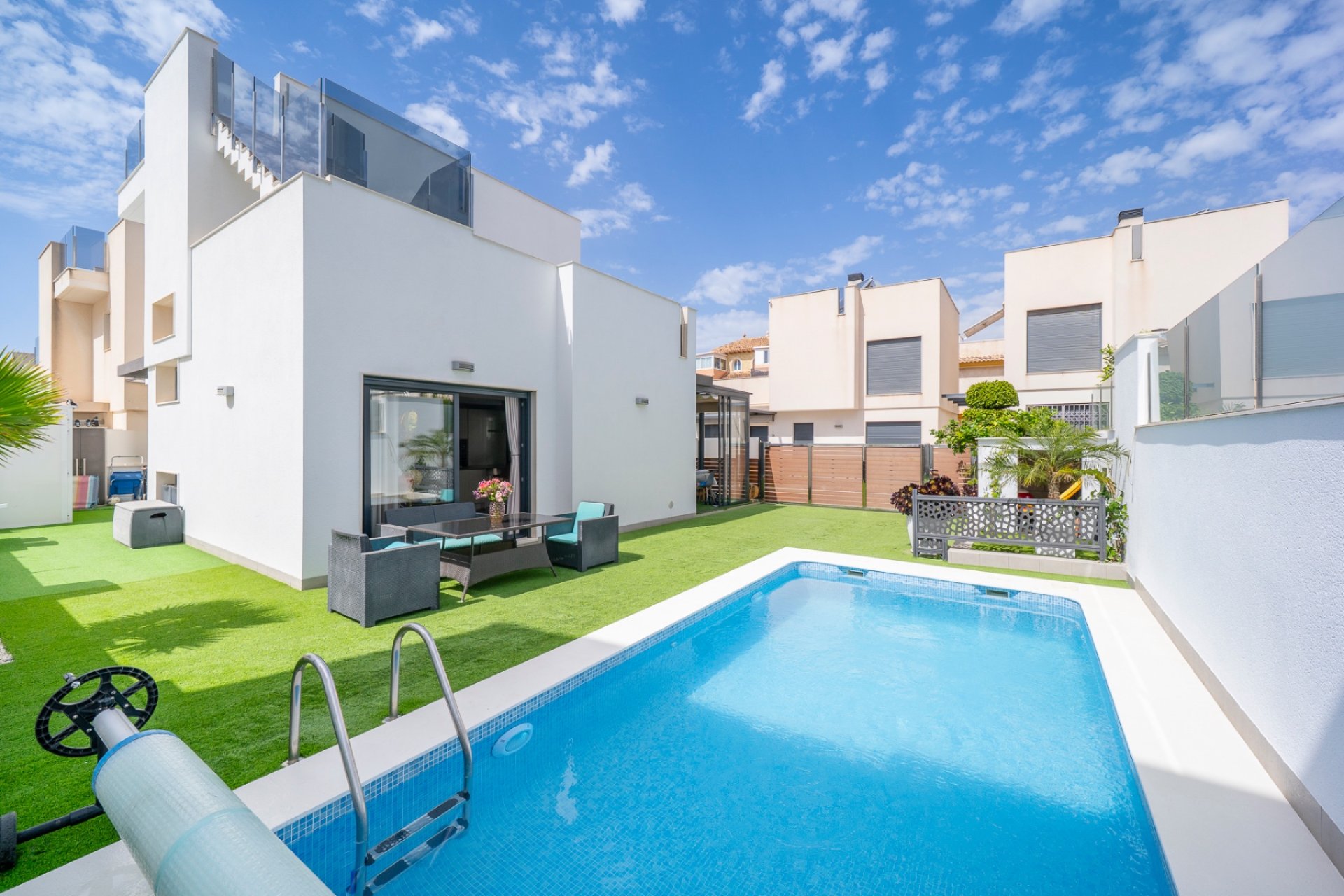 Sale - Villa - Torrevieja
