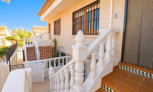 Terraced house / Townhouse - Verkoop - La Mata - La Mata