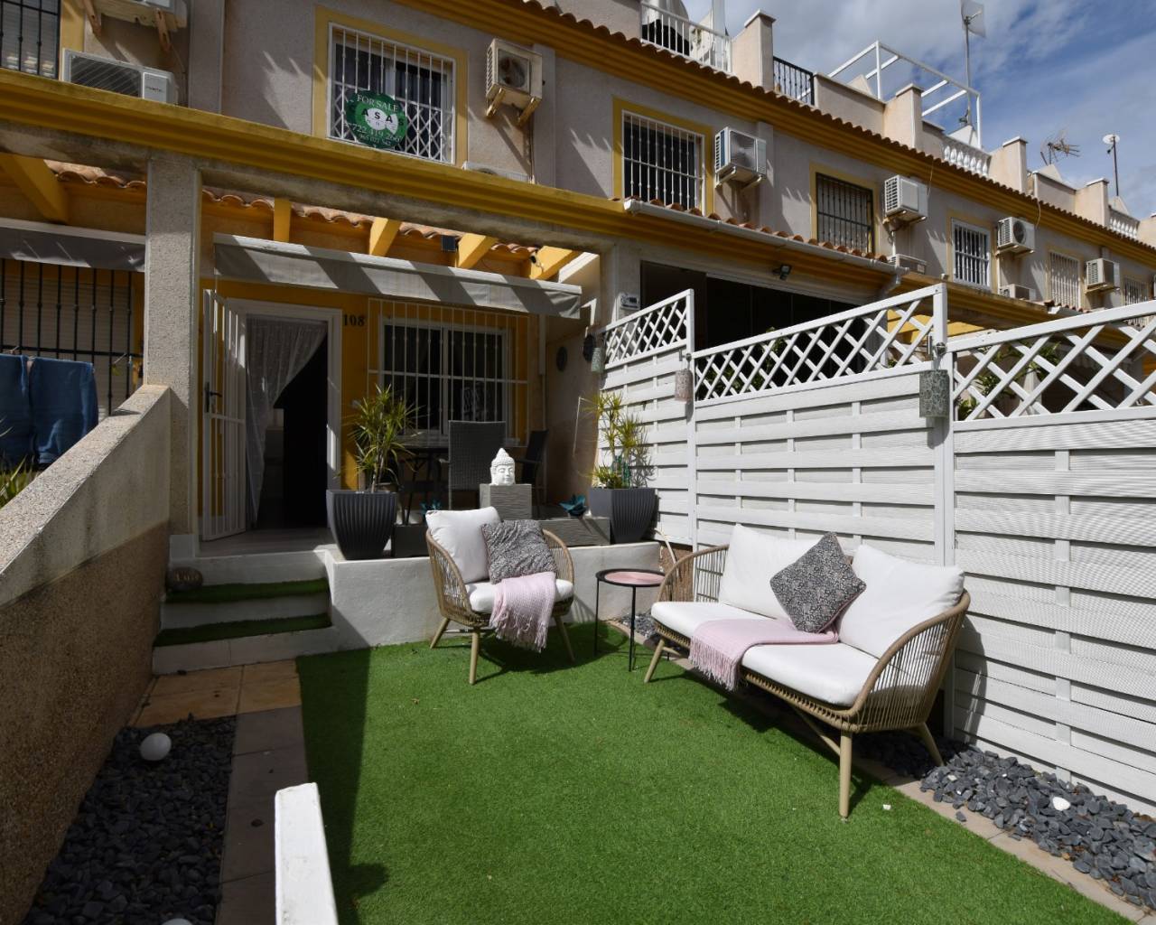 Town house - Sale - Algorfa - Montemar