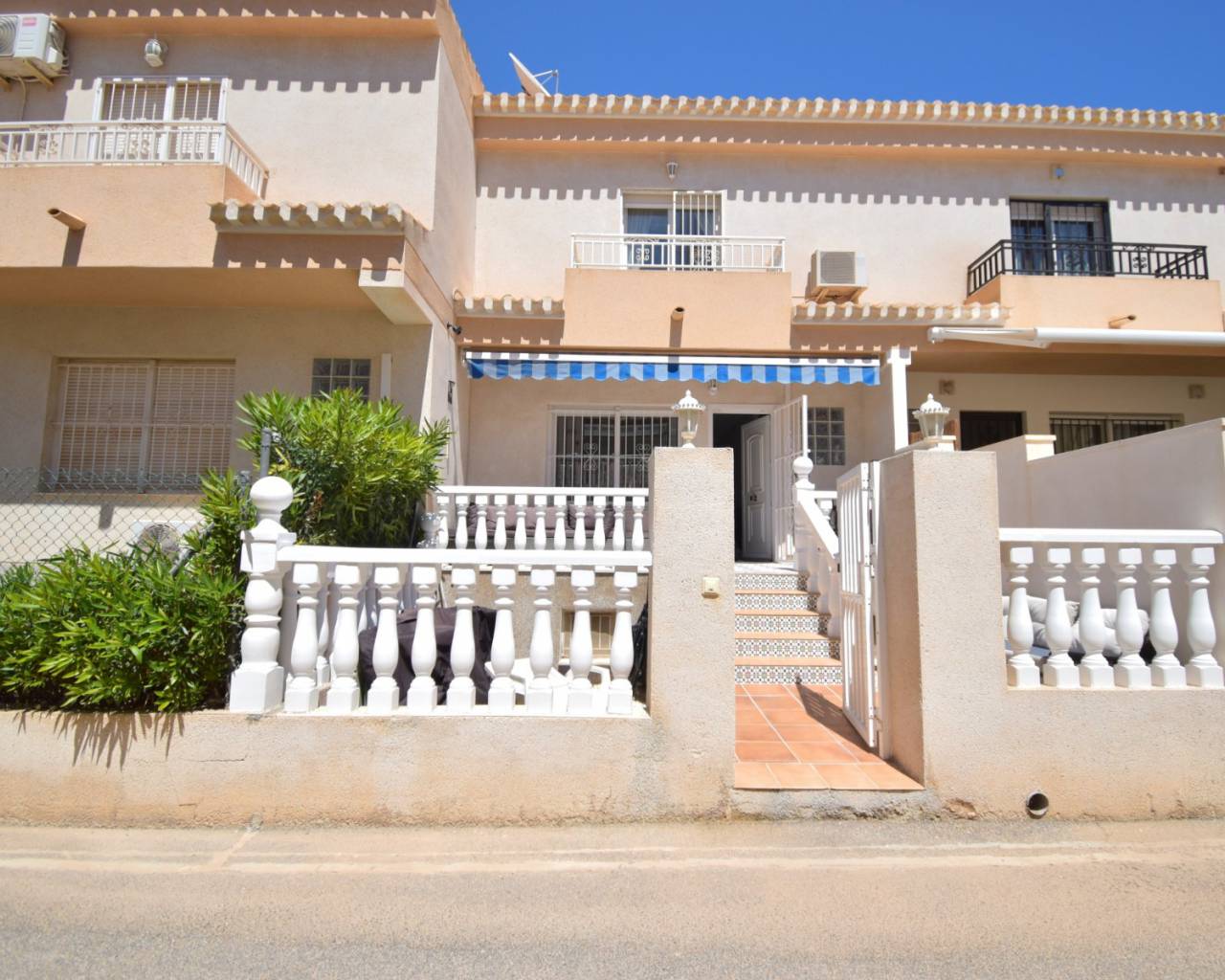 Townhouse - Sale - Orihuela Costa - Playa Flamenca