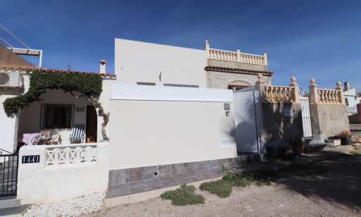 Townhouse - Sale - Torrevieja - San Luis
