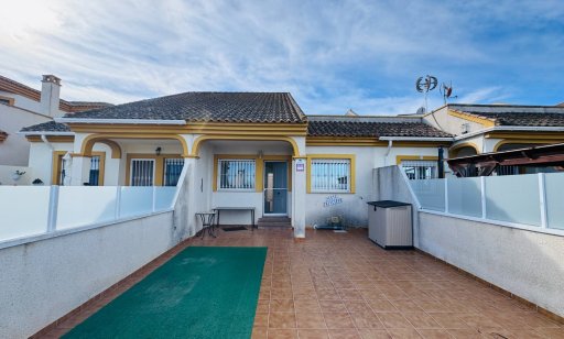 Townhouse - Verkoop - Daya Nueva - Daya Nueva