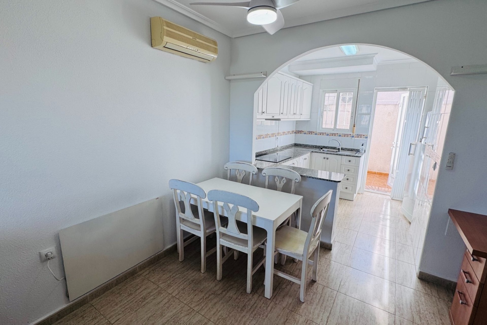 Venta - Bungalow - Daya Nueva