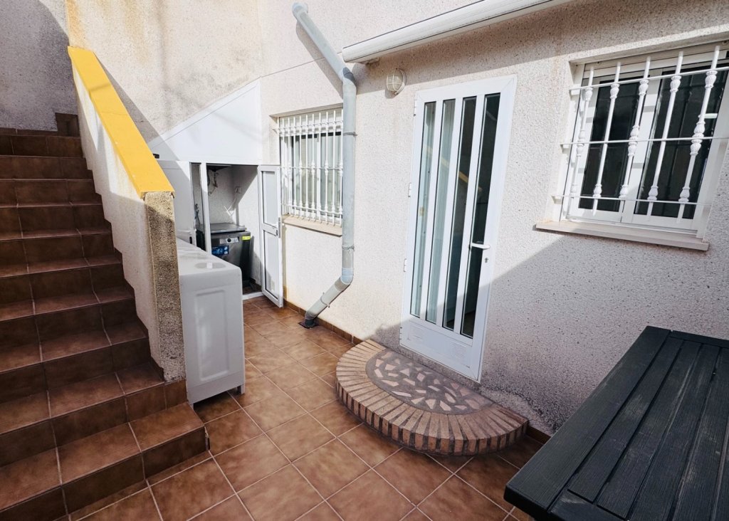 Venta - Bungalow - Daya Nueva