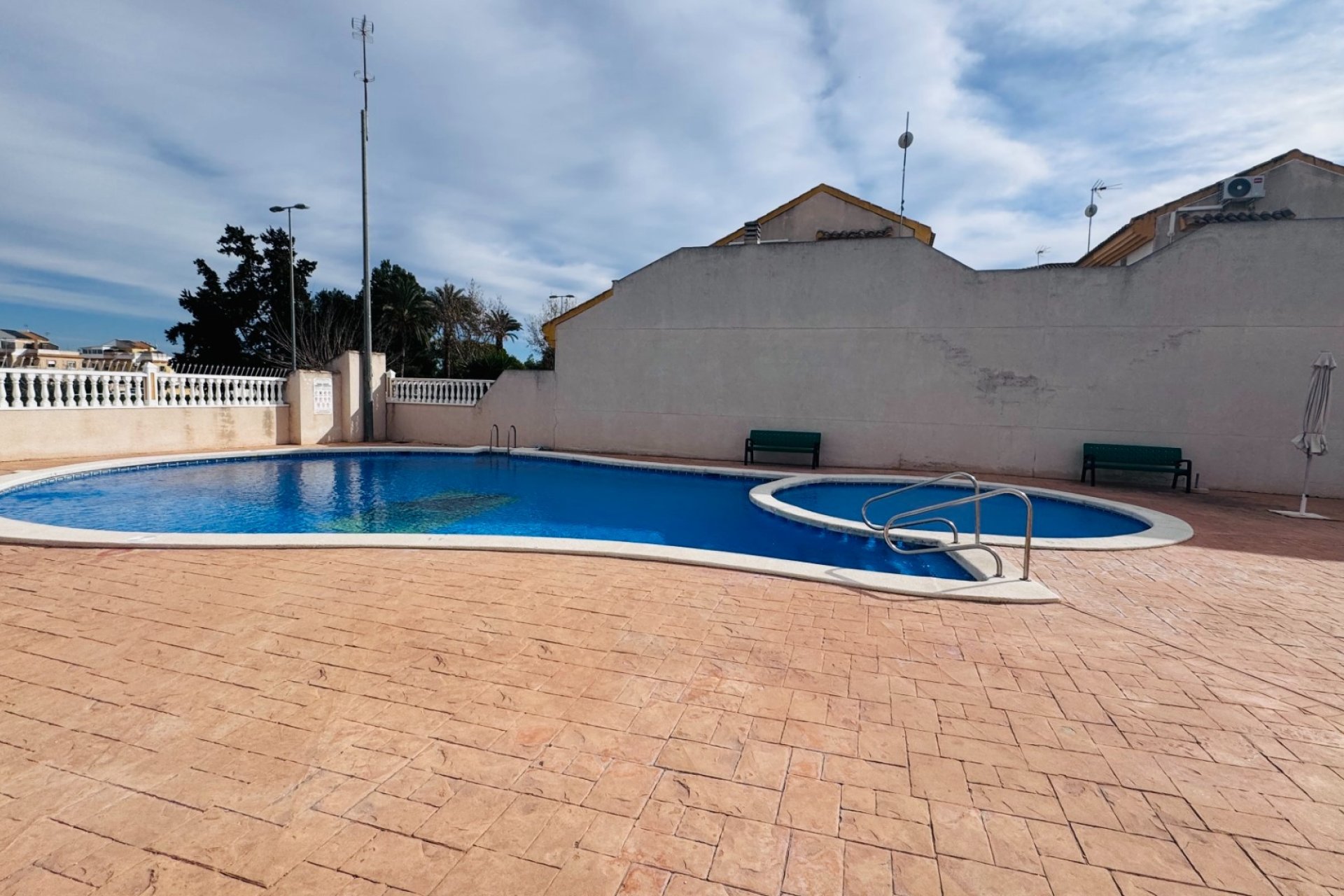 Venta - Bungalow - Daya Nueva