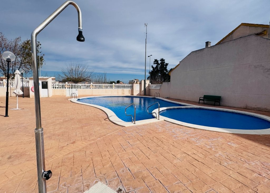 Venta - Bungalow - Daya Nueva