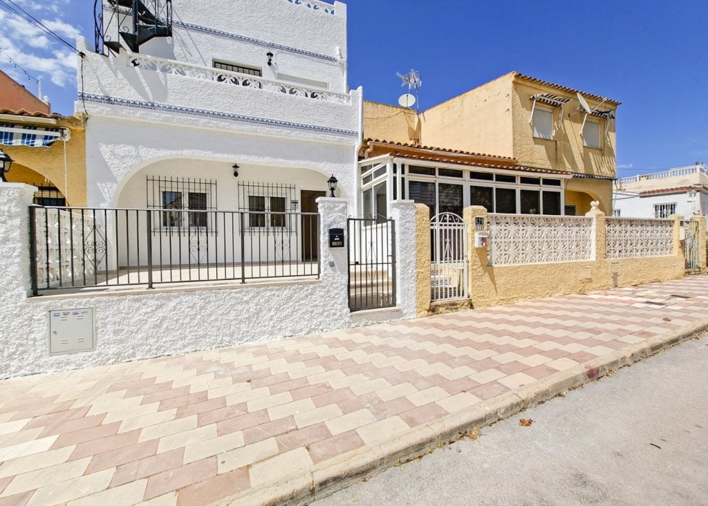 Venta - Bungalow - San Fulgencio - Urb. La Marina