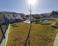 Venta - Bungalow - Torrevieja - Lago jardin
