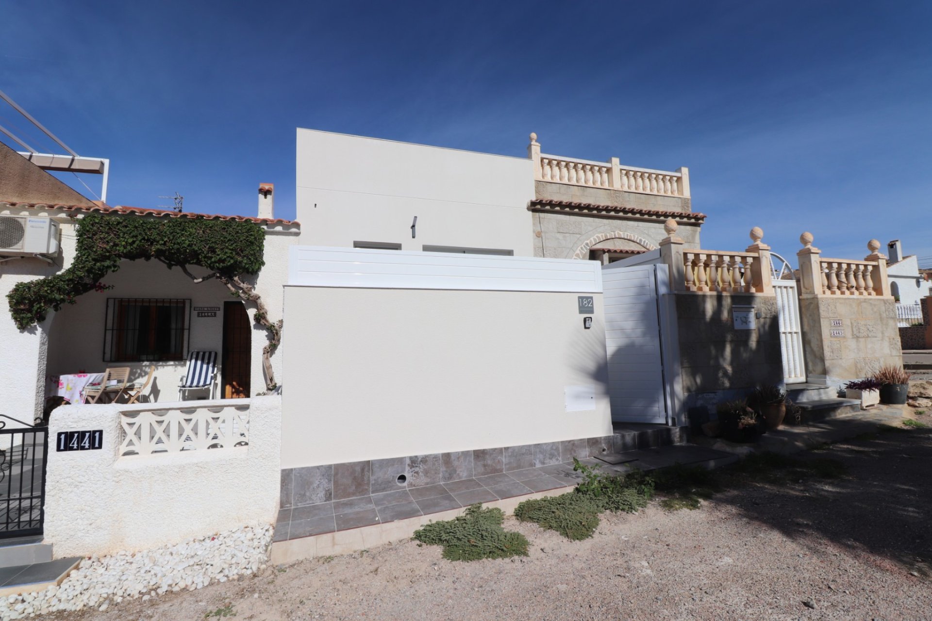 Venta - Bungalow - Torrevieja - San Luis