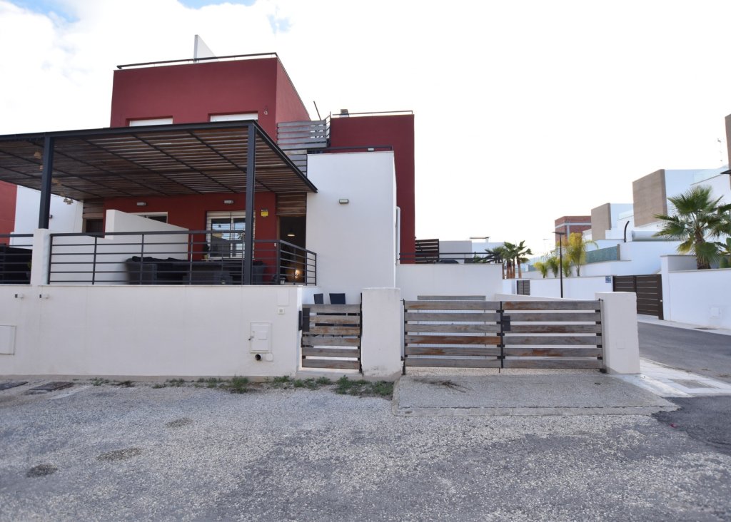 Venta - Chalet - Algorfa - La Finca Golf Resort