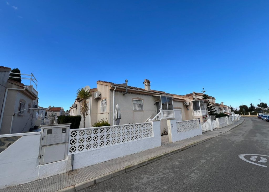 Venta - Chalet - Algorfa - La Finca Golf Resort