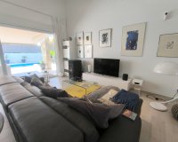 Venta - Chalet - Algorfa