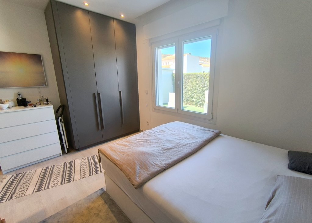 Venta - Chalet - Algorfa