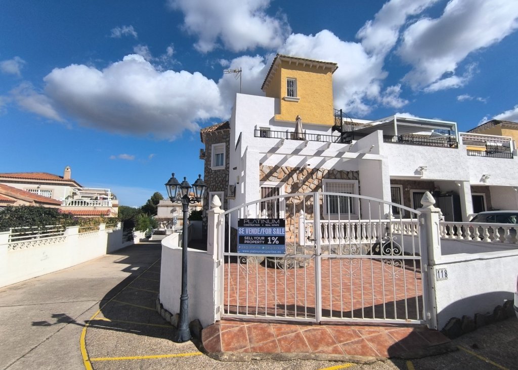 Venta - Chalet - Algorfa