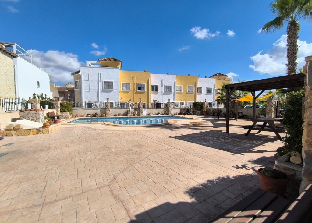 Venta - Chalet - Algorfa