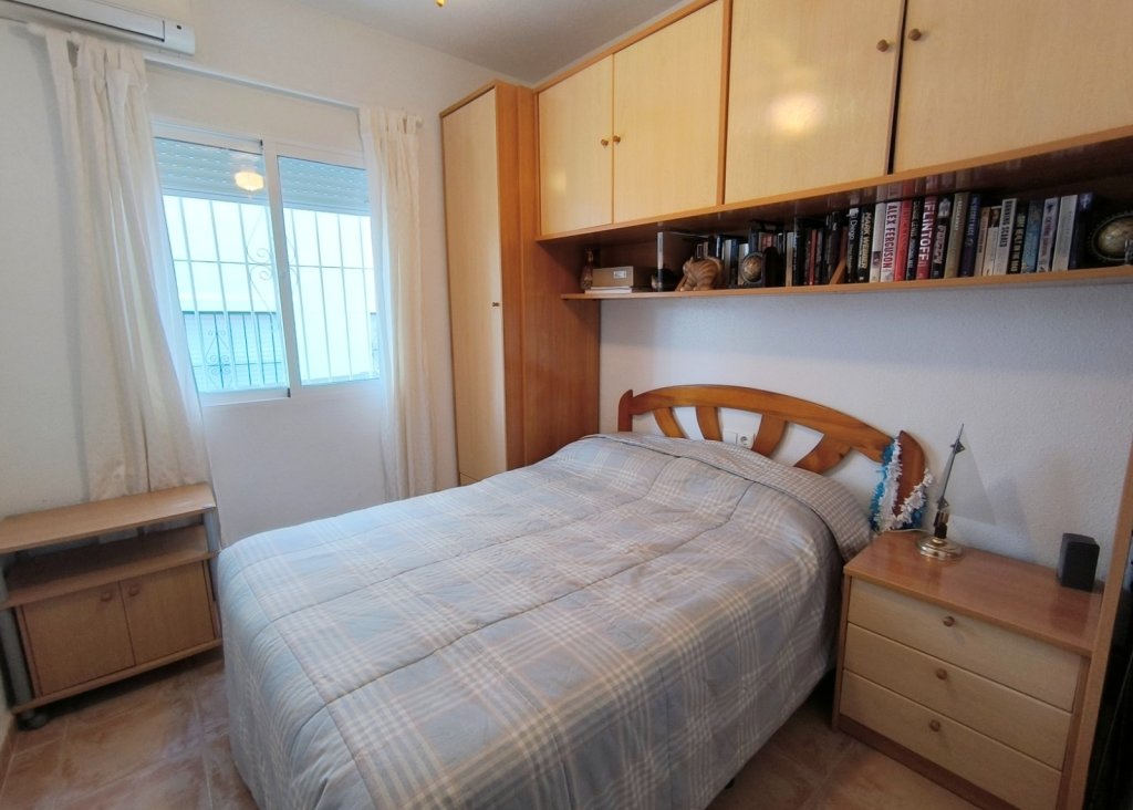 Venta - Chalet - Algorfa