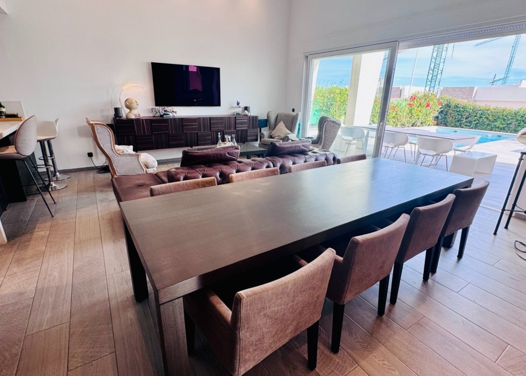 Venta - Chalet - Algorfa