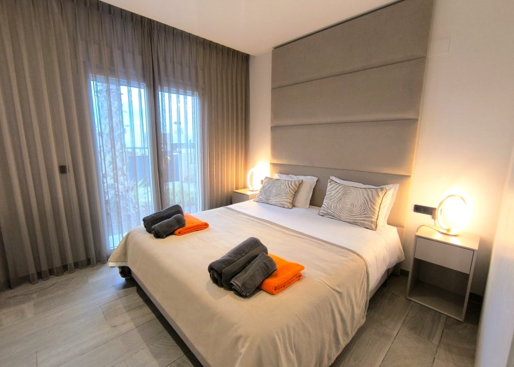 Venta - Chalet - Algorfa