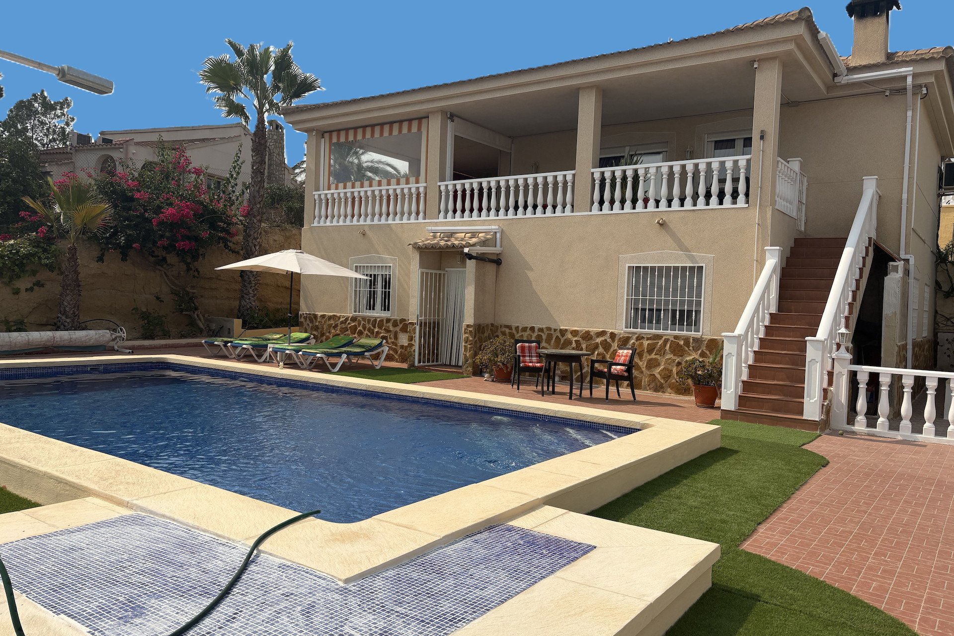 Venta - Chalet - Algorfa