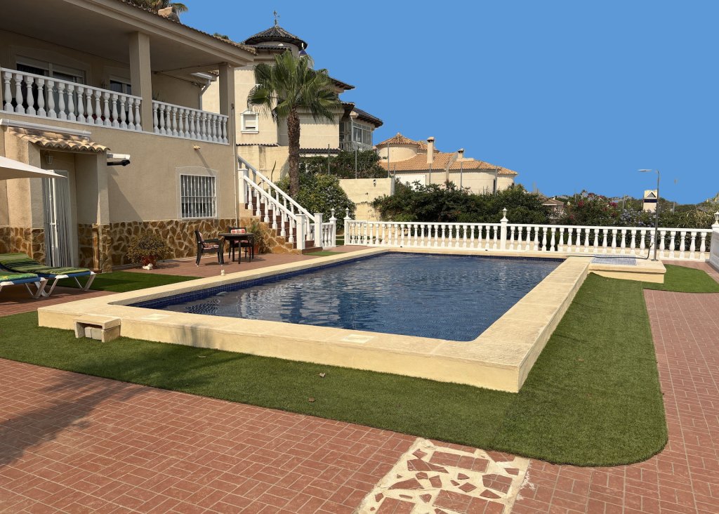 Venta - Chalet - Algorfa