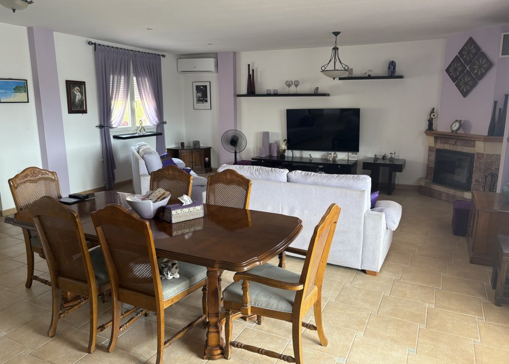 Venta - Chalet - Algorfa