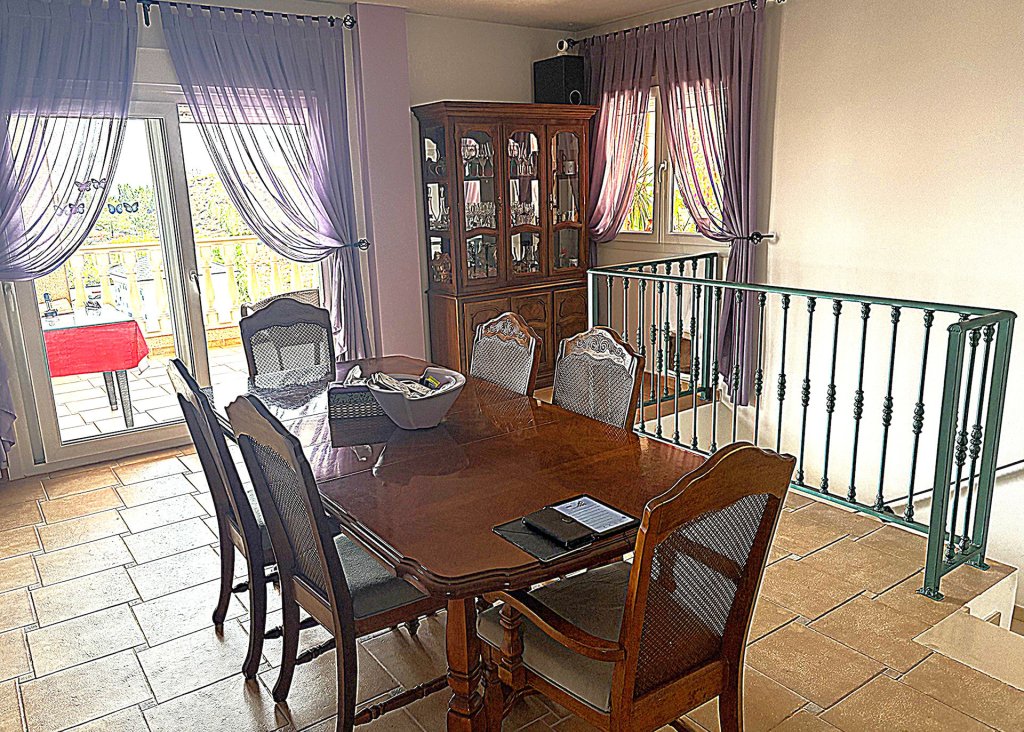 Venta - Chalet - Algorfa