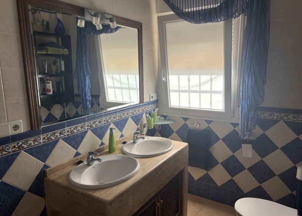 Venta - Chalet - Algorfa