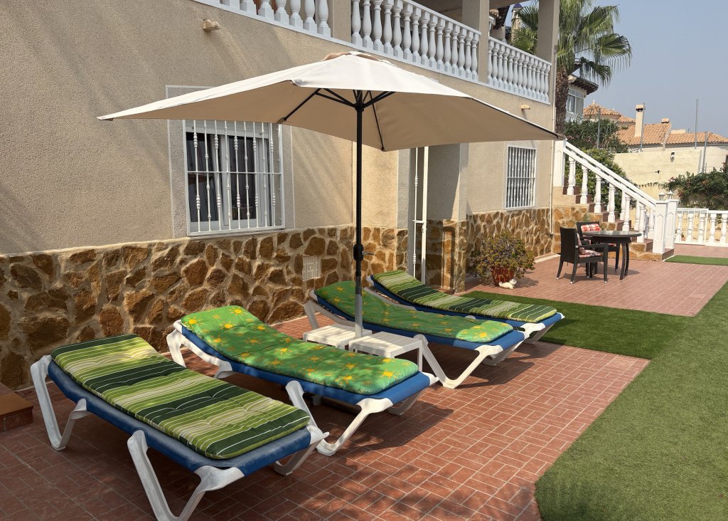 Venta - Chalet - Algorfa