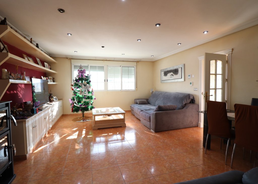 Venta - Chalet - Almoradi - El Saladar