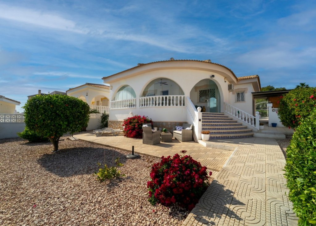 Venta - Chalet - Benijofar - Monte Azul