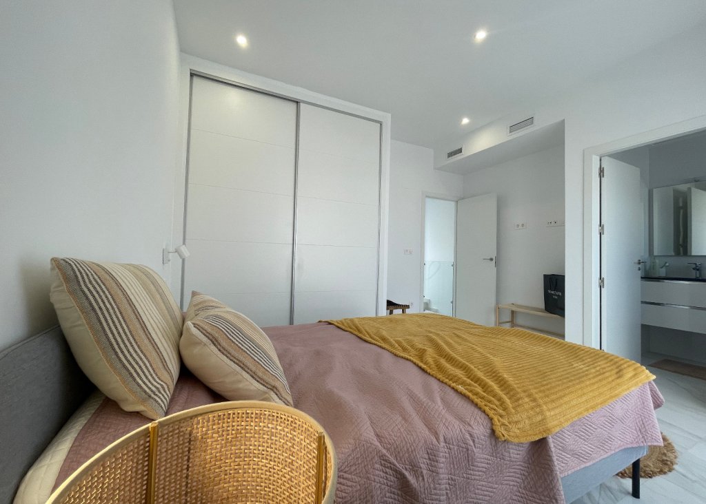 Venta - Chalet - Benijofar