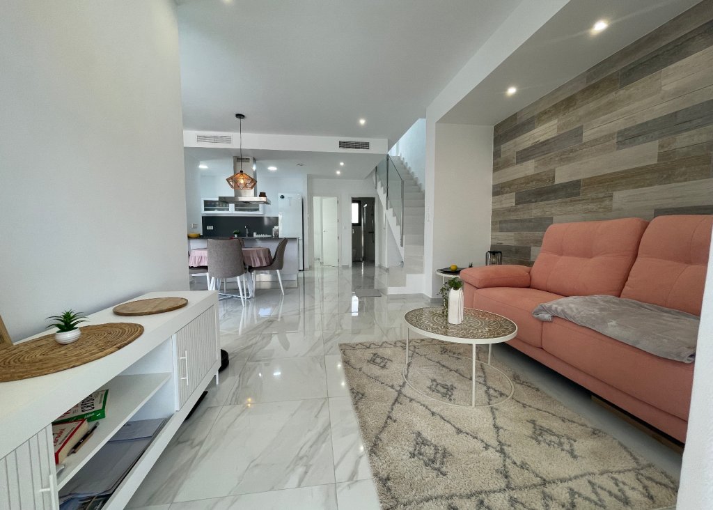 Venta - Chalet - Benijofar