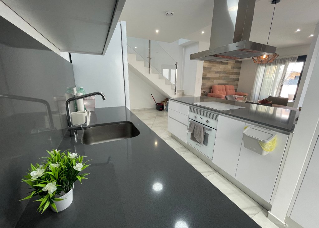 Venta - Chalet - Benijofar