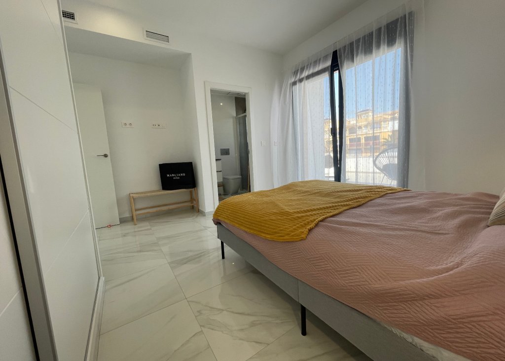 Venta - Chalet - Benijofar