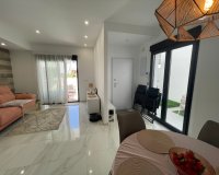 Venta - Chalet - Benijofar